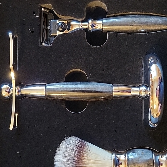 Union Razors 5pc. Gift Set - Picture 3 of 6